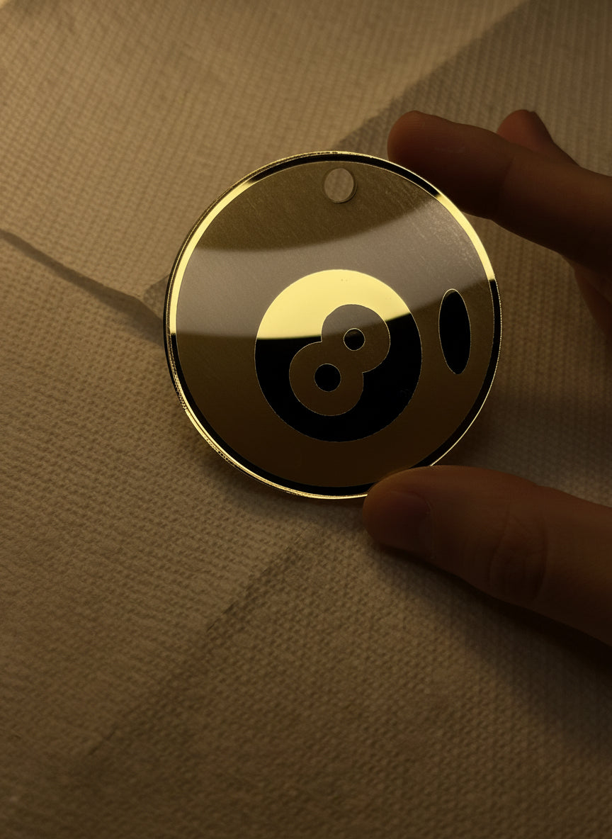 8 ball Keychain
